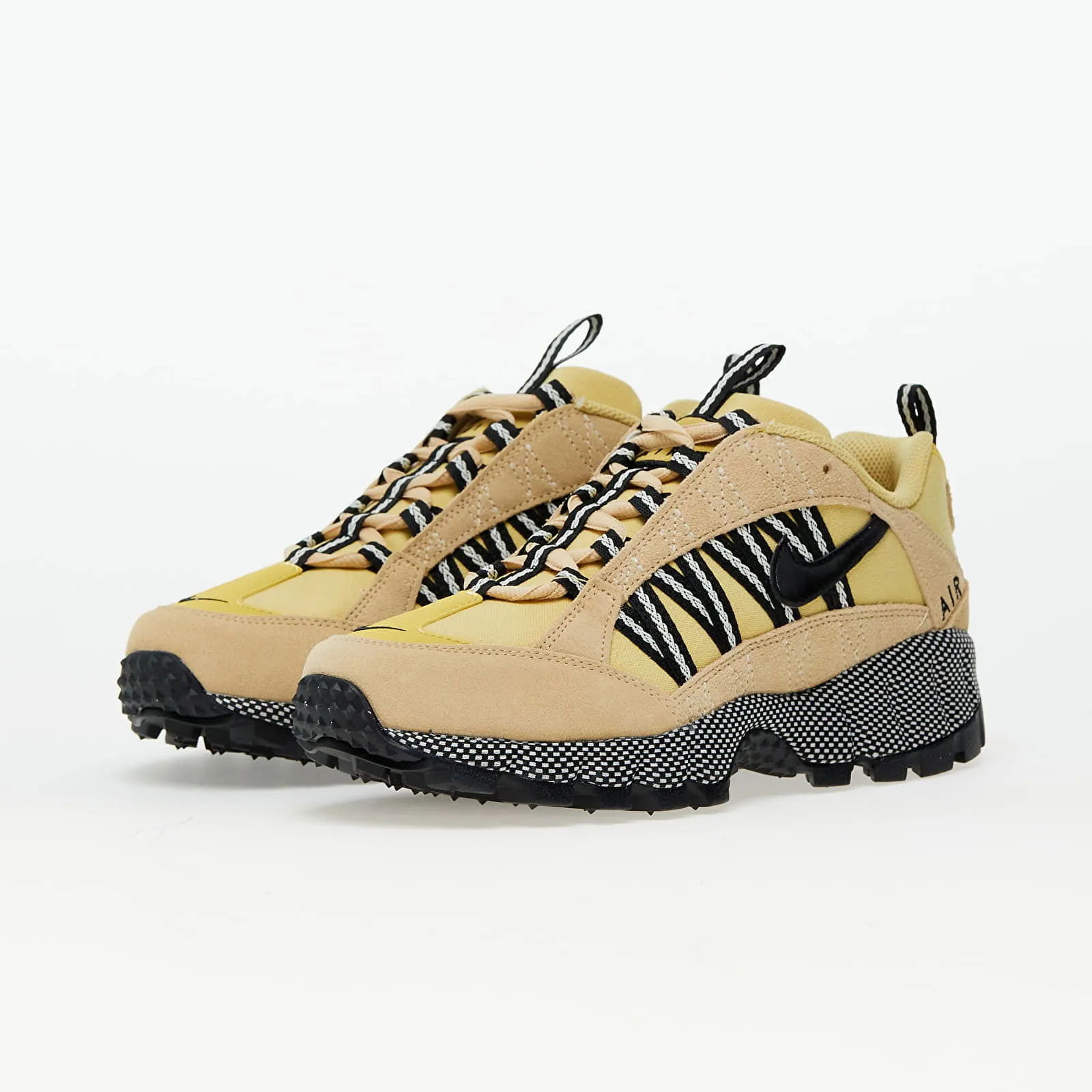 Nike W Air Humara FB9982-200